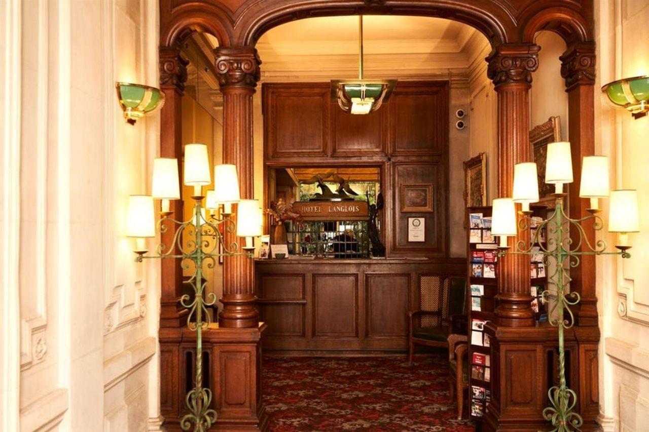 Hotel Langlois Paris Exterior photo