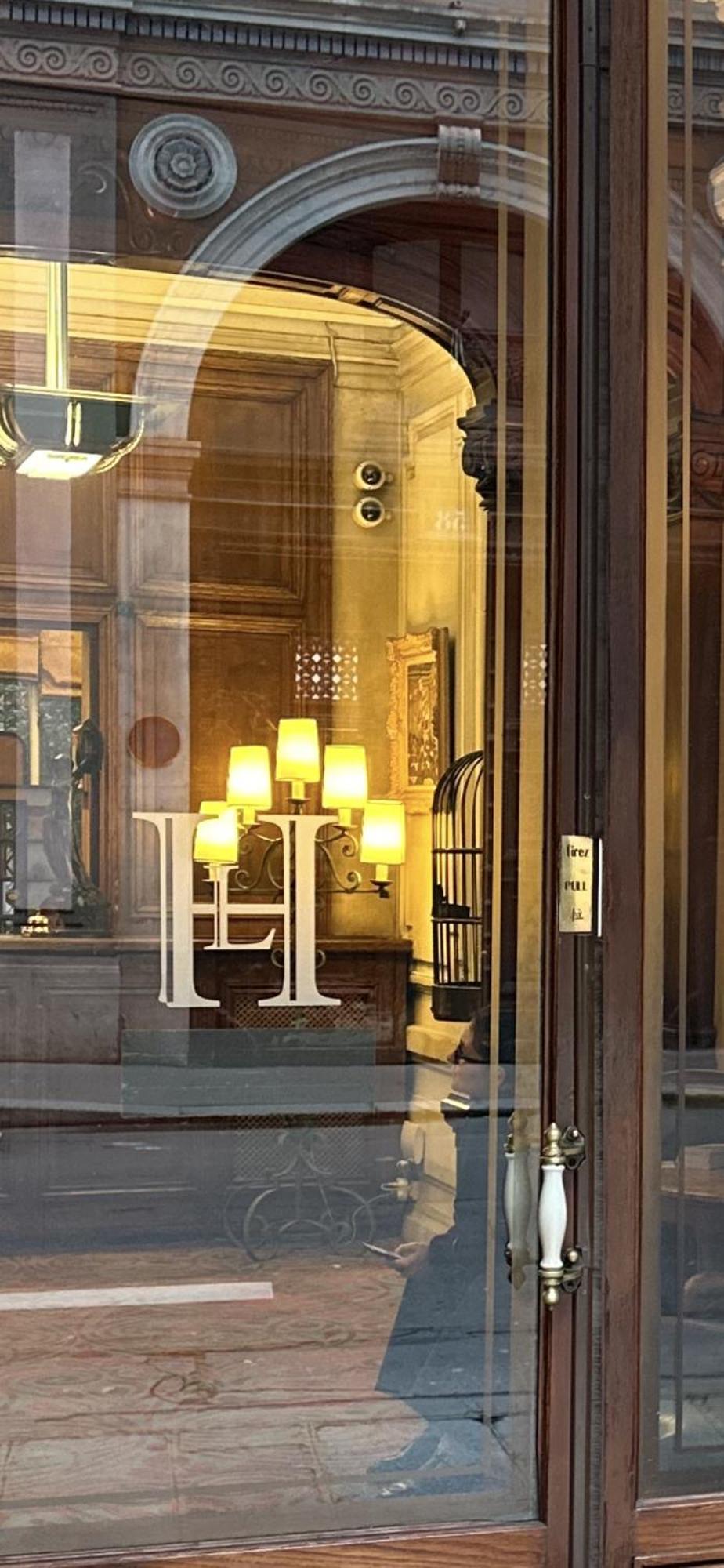Hotel Langlois Paris Exterior photo